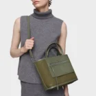 capazo tous reversible double way manifesto verde | Bolsos Tous Oficial